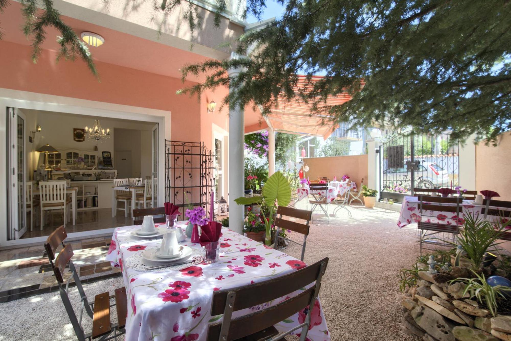 Hotel Villa Vera 2 Fažana Eksteriør billede